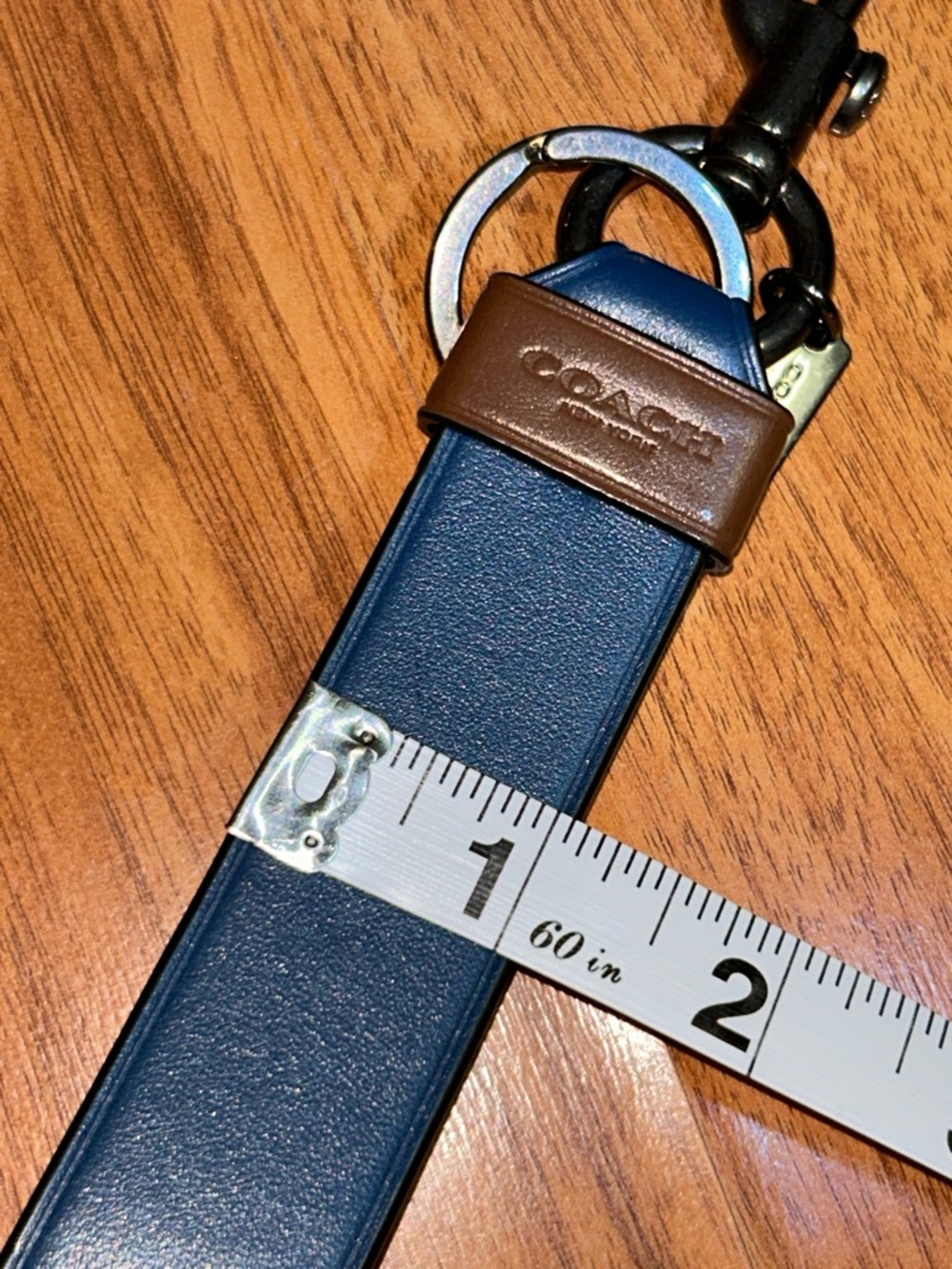 NWOT Coach Leather Loop Keychain Bag Charm - Picture 5 of 10